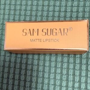 New Matte Lipstick - Radiant Gold